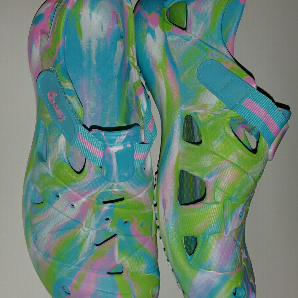 Women's colorful size 9 "crocs"